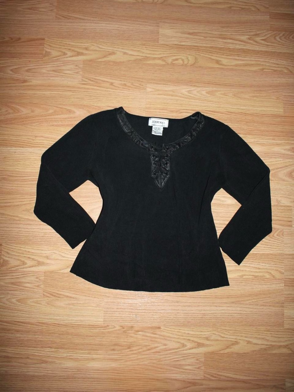 Jones New York Black Long-Sleeve Scoop Neck Top